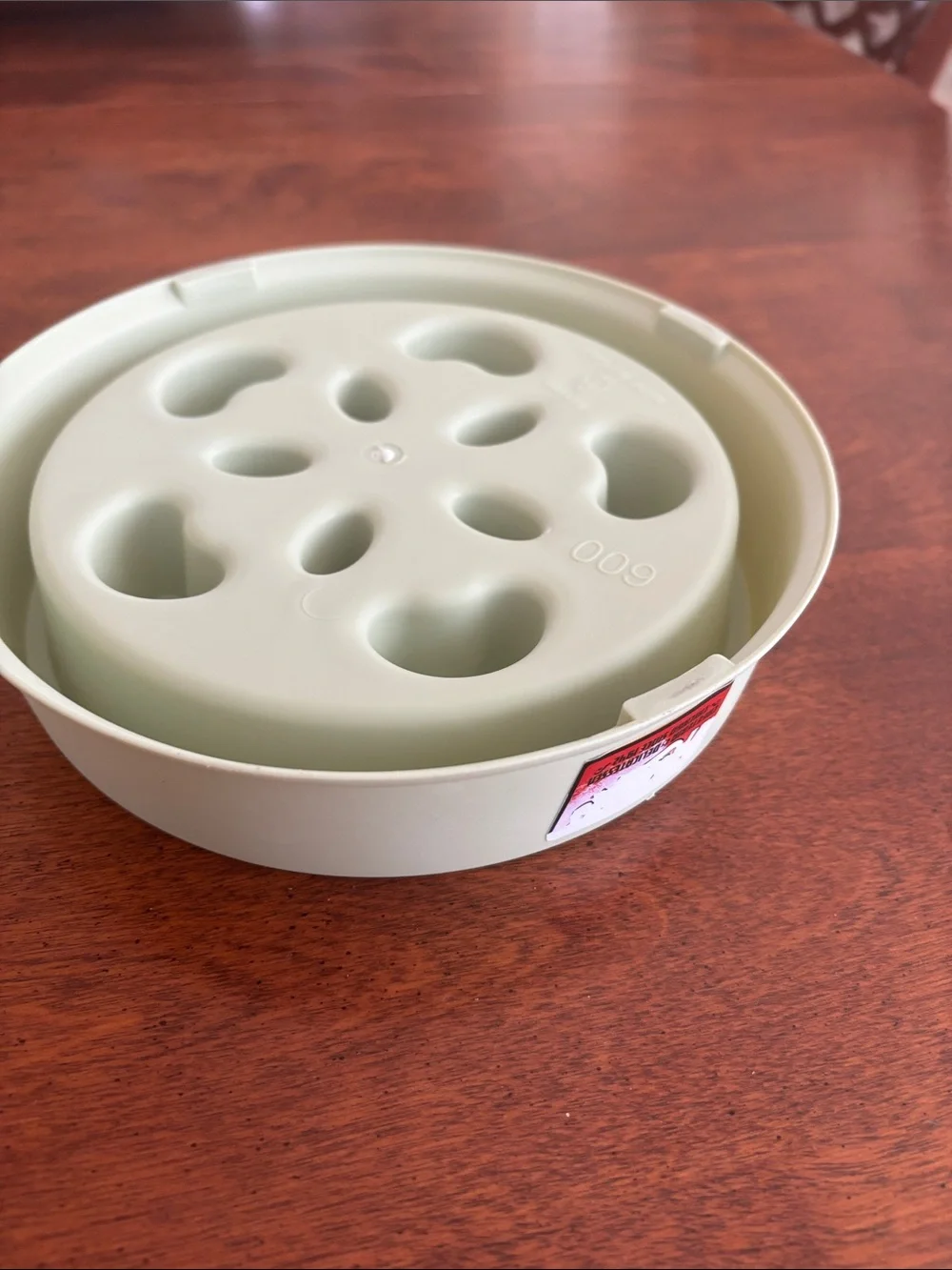 Slow feeder dog bowl